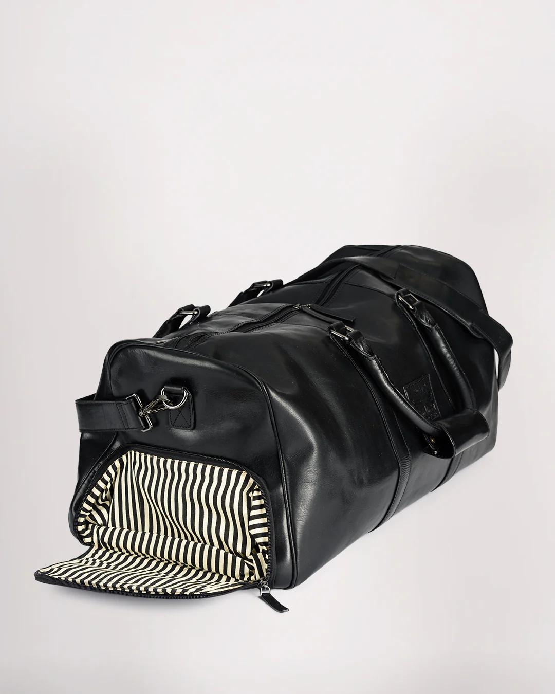 Leather Holdall - Image 22
