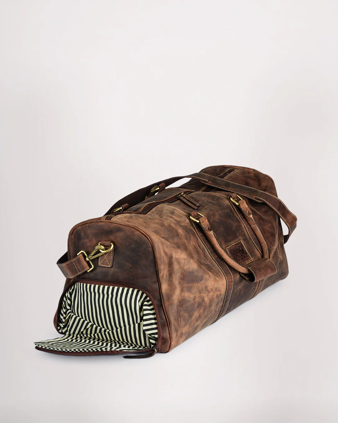 Leather Holdall - Image 28