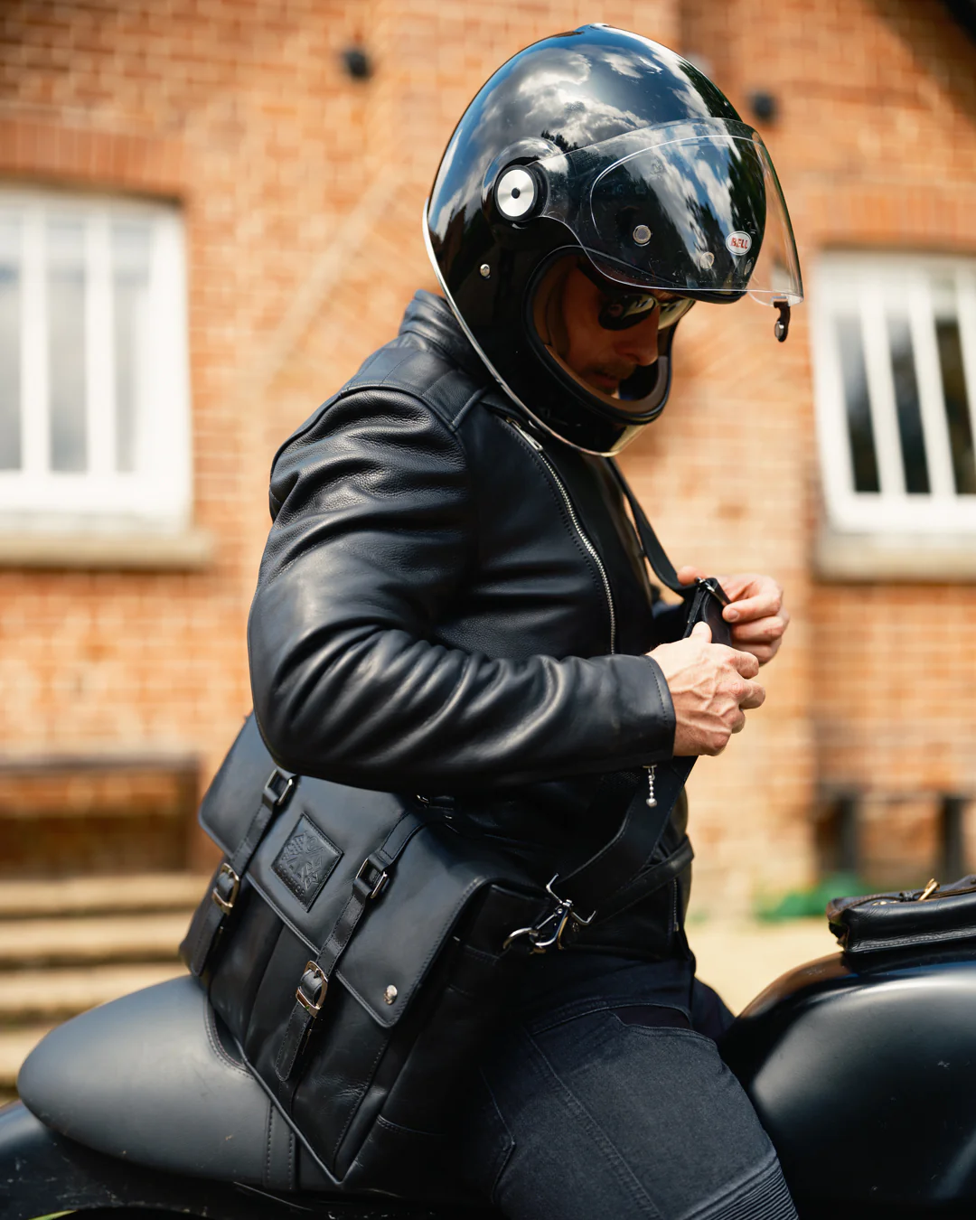 Leather Messenger Bag - Image 9