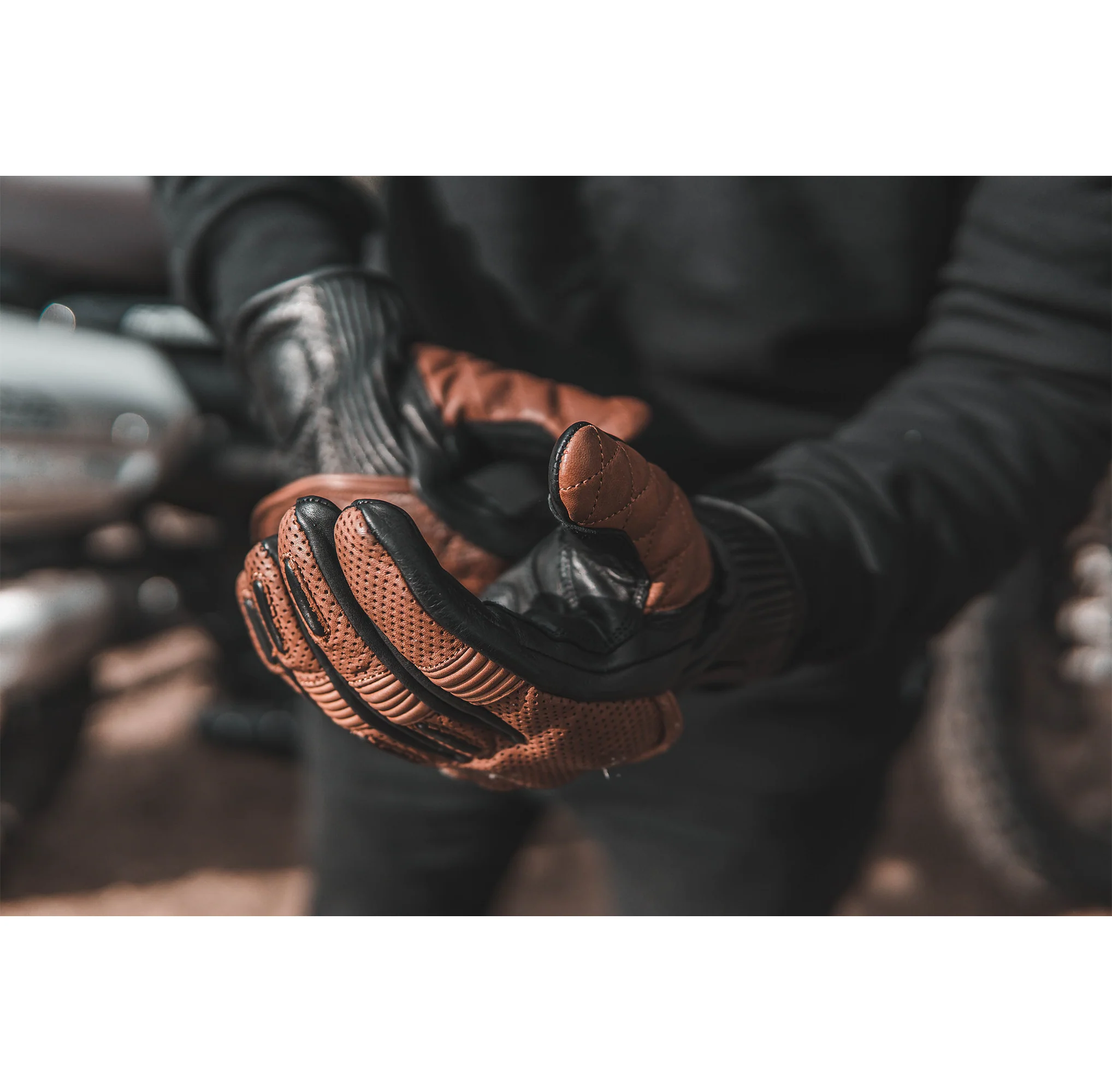 Silk Lined Predator Gloves - Image 10