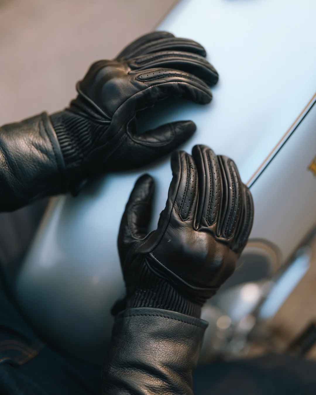 Silk Lined Viceroy Gloves - Image 3