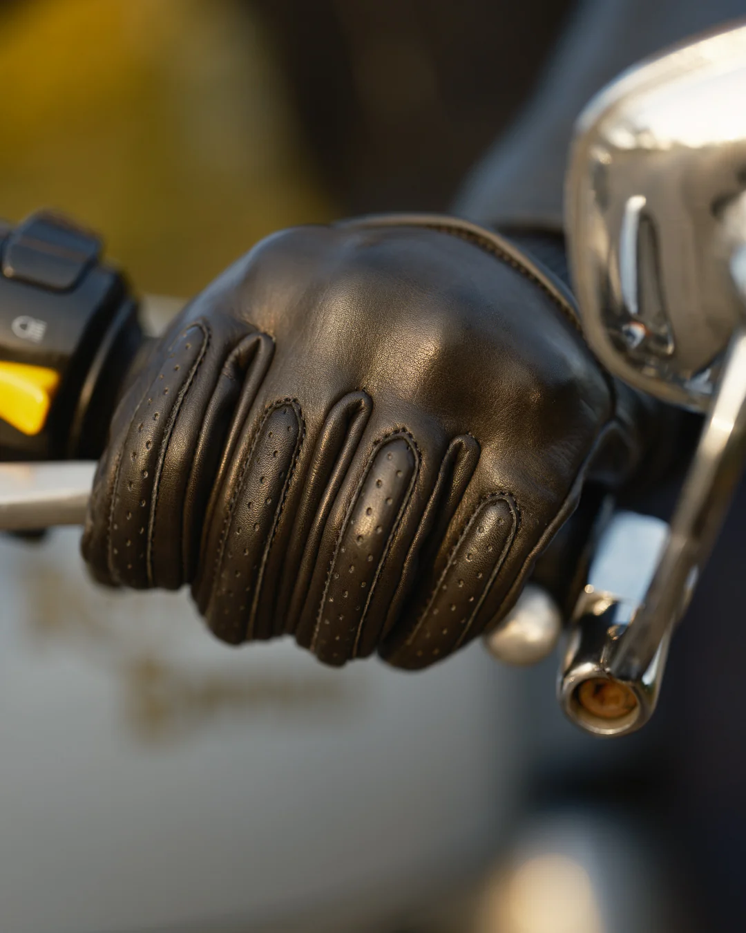 Silk Lined Viceroy Gloves - Image 4
