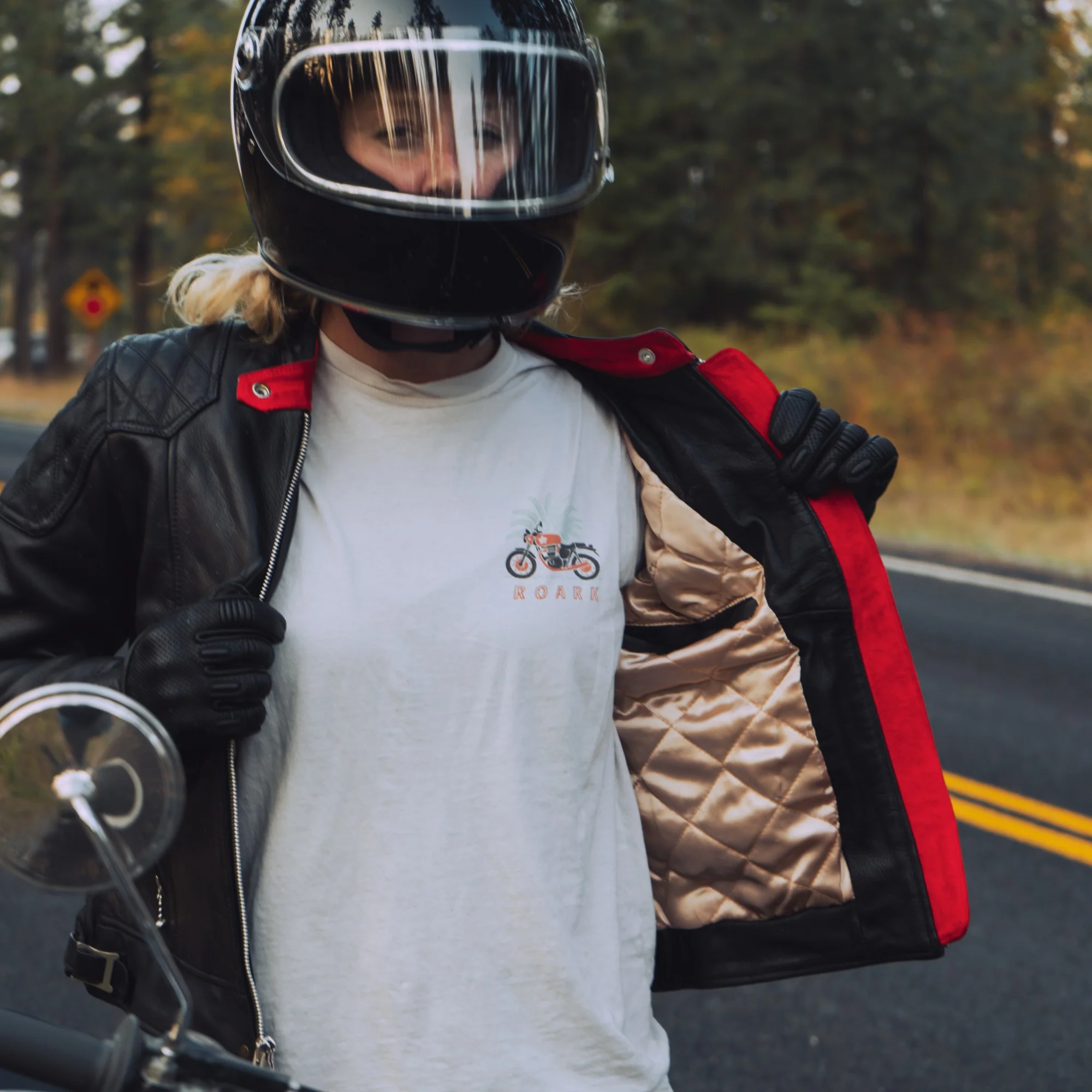 Womens '76 Cafe Racer Jacket - Image 17