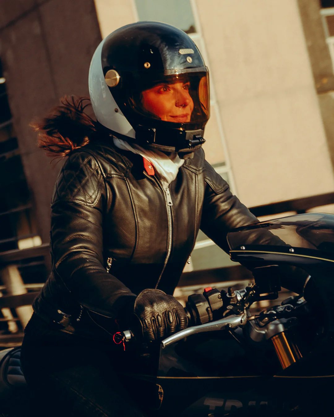 Womens '76 Cafe Racer Jacket - Image 3