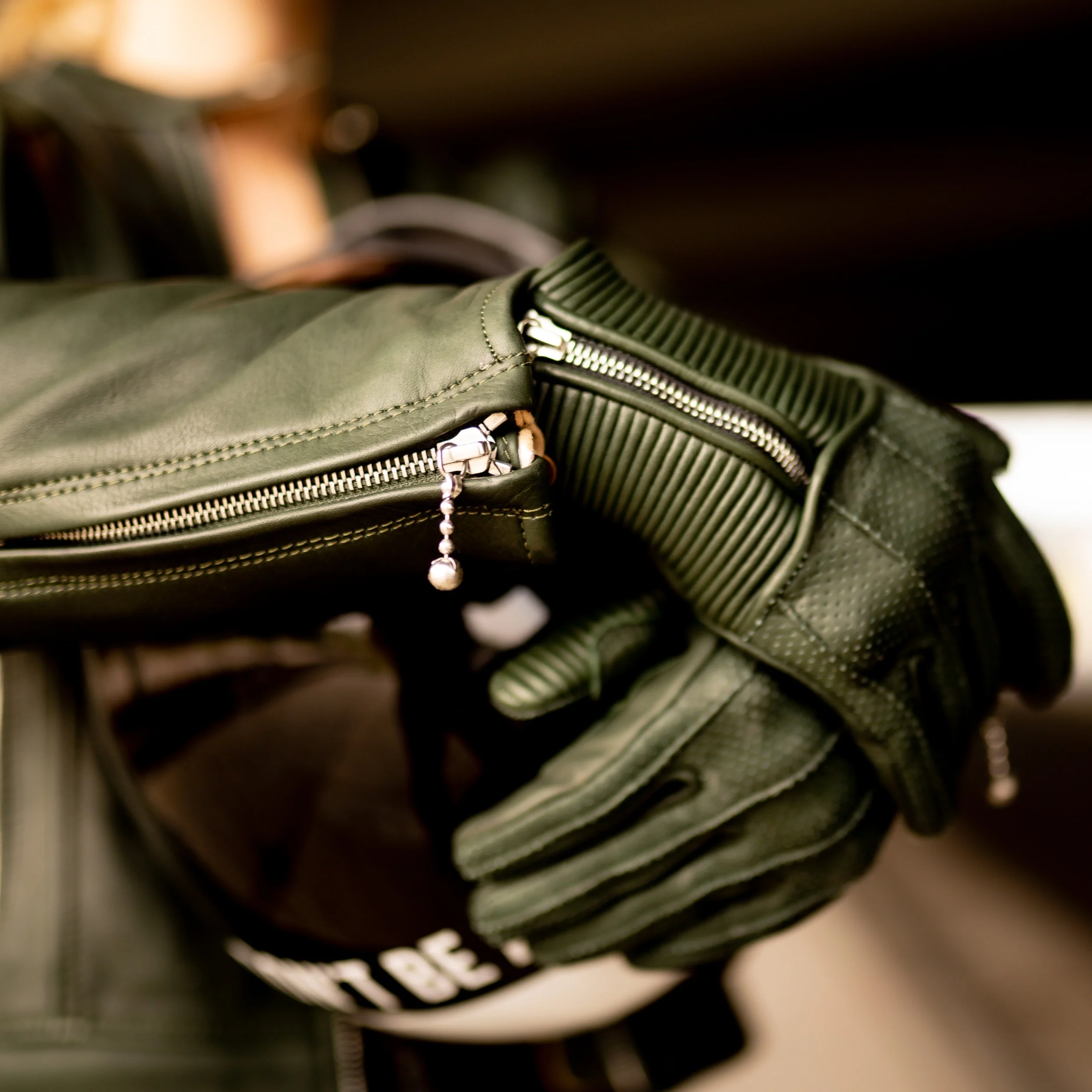 Womens '76 Cafe Racer Jacket - Image 31