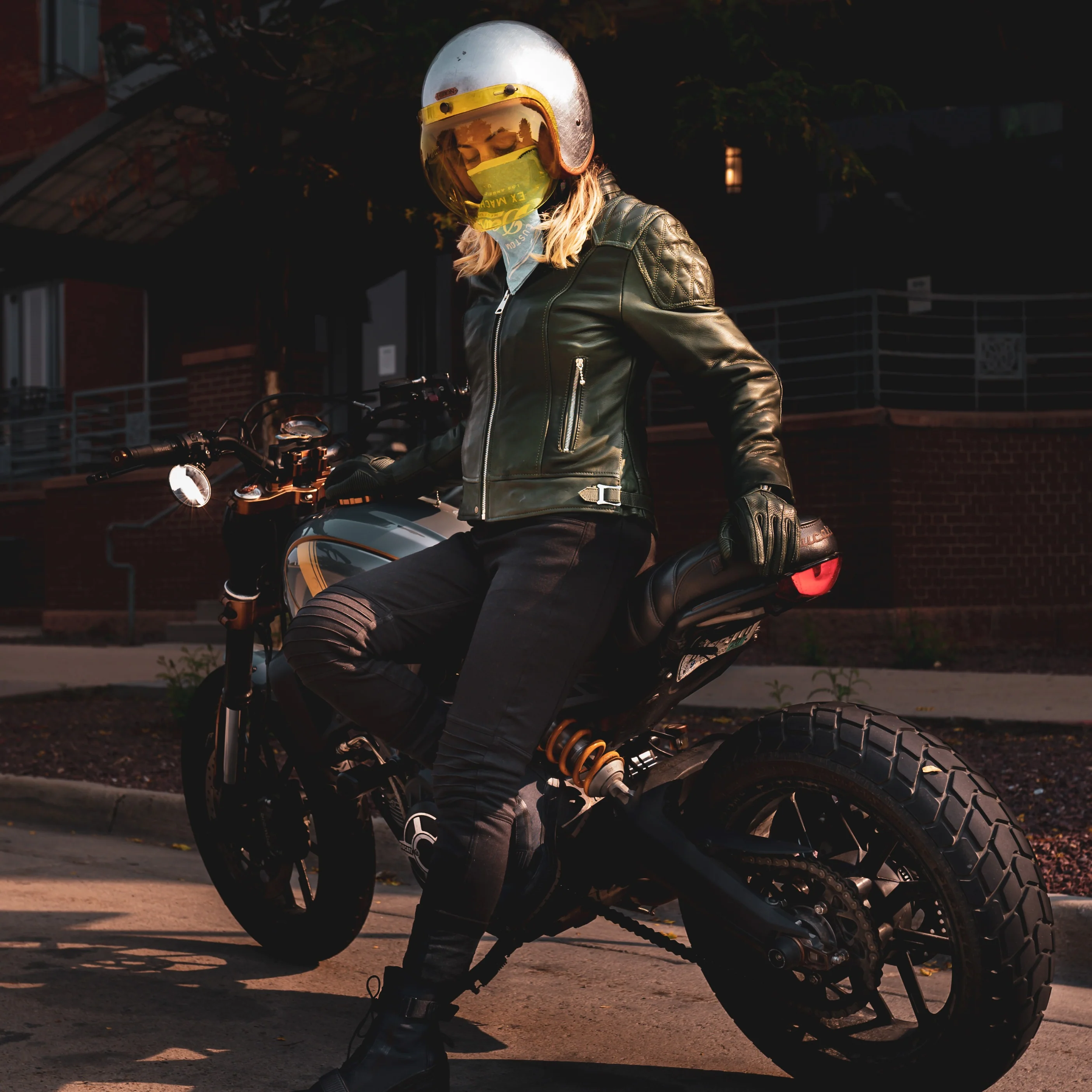 Womens '76 Cafe Racer Jacket - Image 36