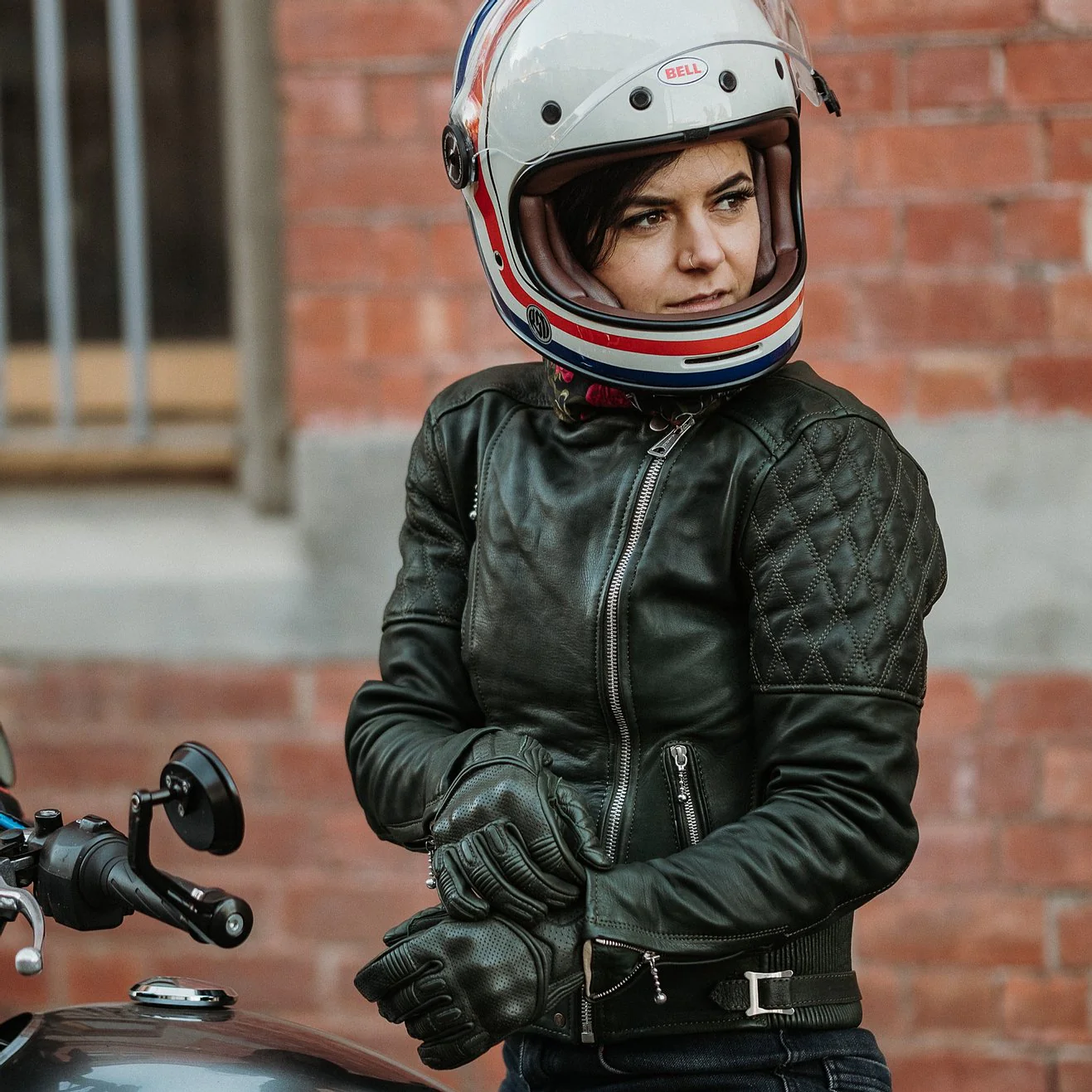 Womens Bobber Jacket - Image 13