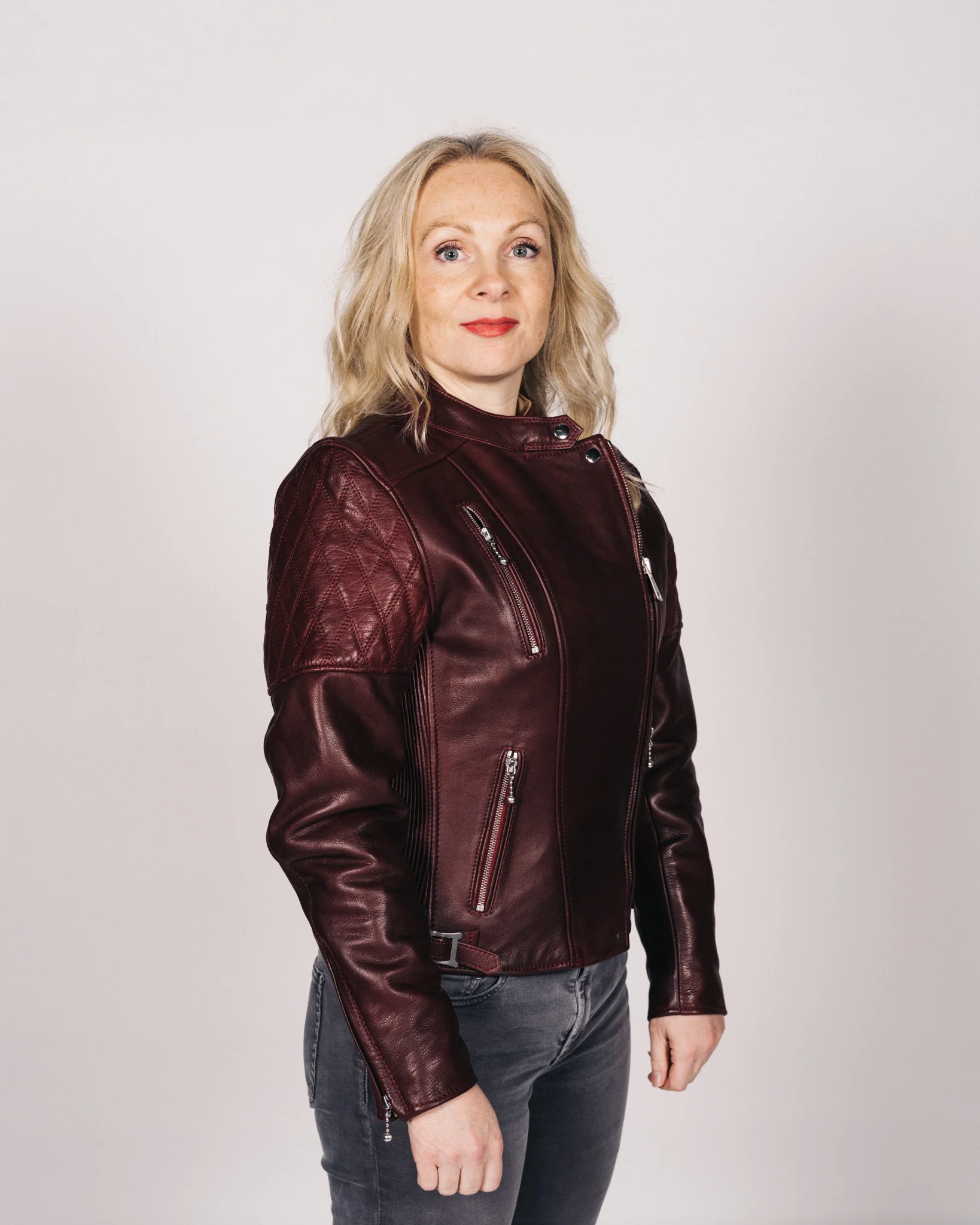 Womens Bobber Jacket - Image 16