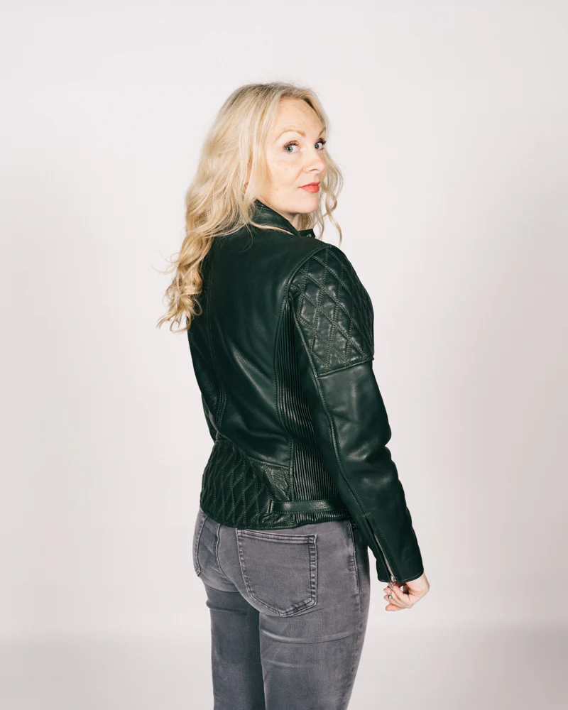 Women's Bobber Jacket (2022 Model) - Image 17