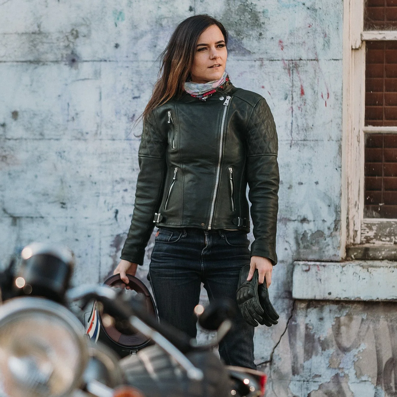 Womens Bobber Jacket - Image 9
